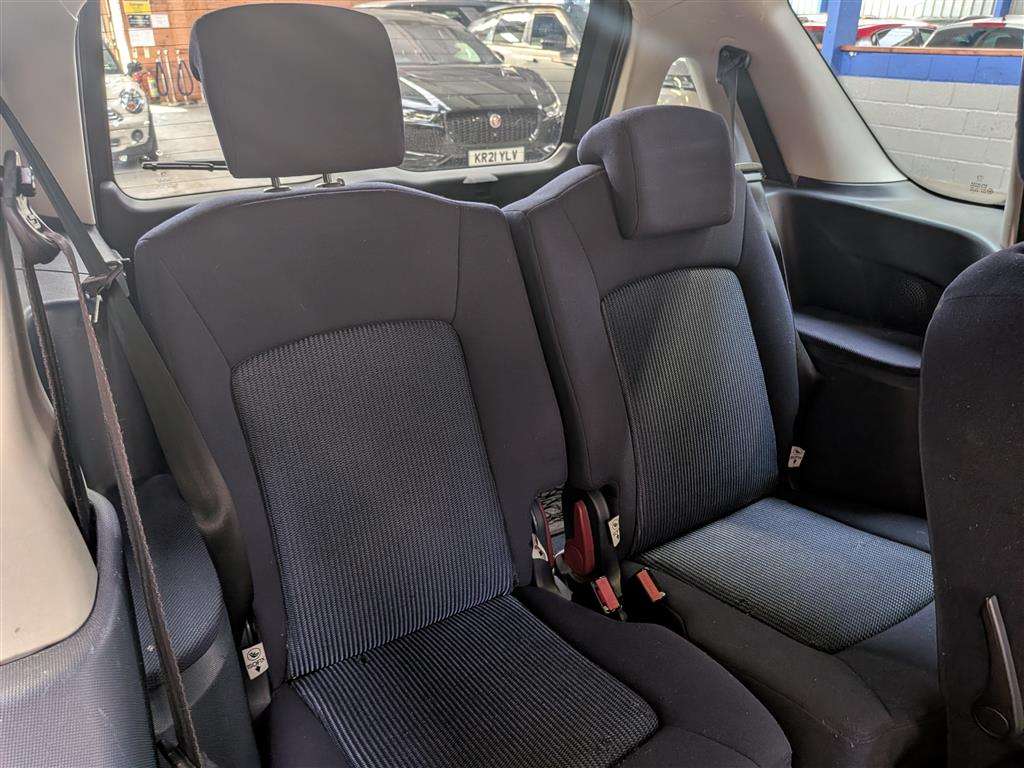 <p>2006 PEUGEOT 1007 DOLCE SEMI-AUTO</p>