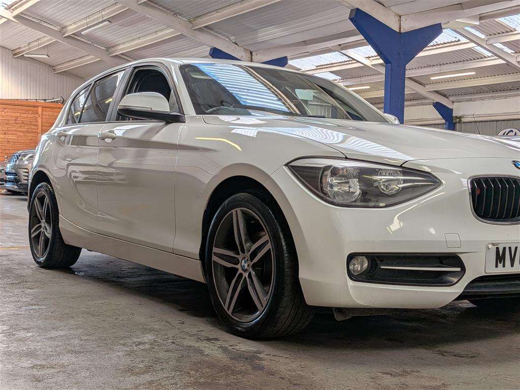 <p>2013 BMW 116D SPORT</p>