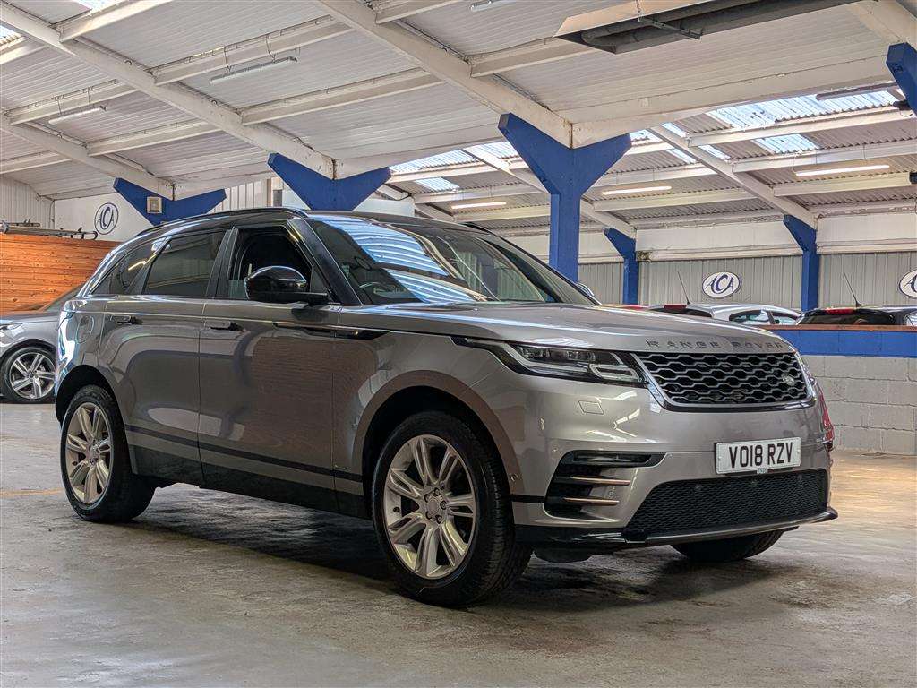 <p>2018 LAND ROVER R ROVER VELAR R-DYN SE D1</p>