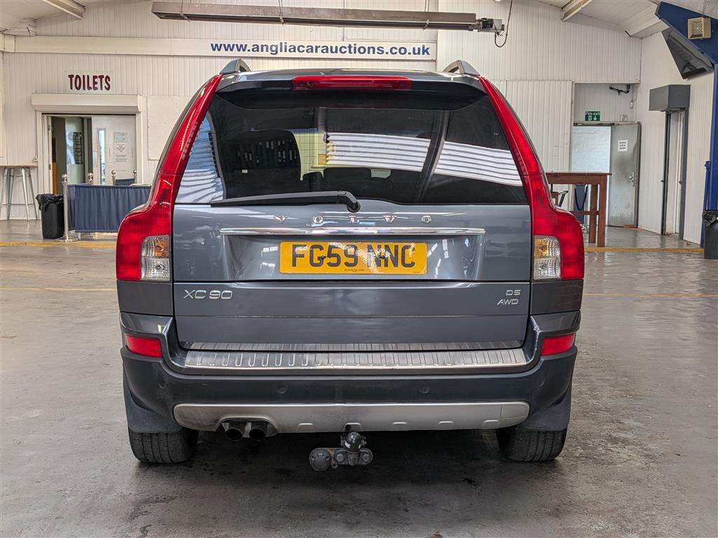 <p>2009 VOLVO XC90 SE PREMIUM AWD D5 A</p>