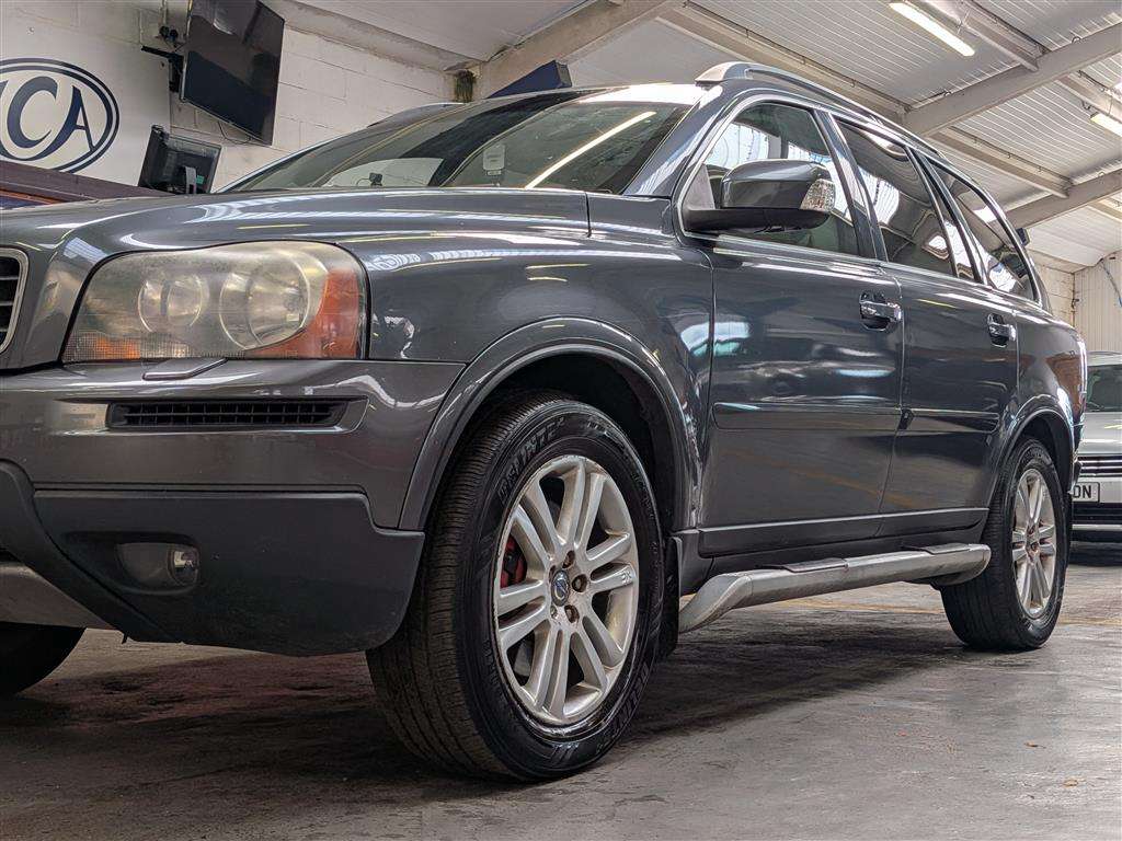 <p>2009 VOLVO XC90 SE PREMIUM AWD D5 A</p>