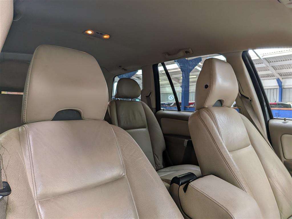 <p>2009 VOLVO XC90 SE PREMIUM AWD D5 A</p>