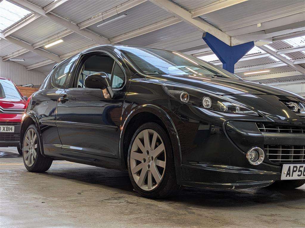 <p>2006 PEUGEOT 207 GT</p>