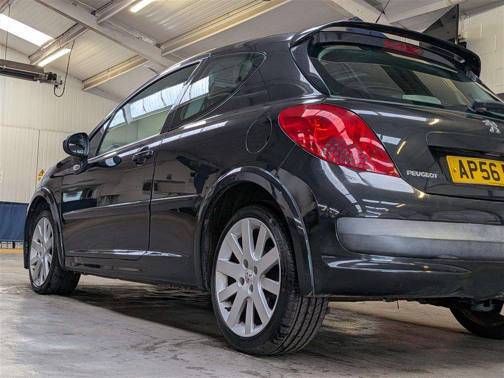<p>2006 PEUGEOT 207 GT</p>