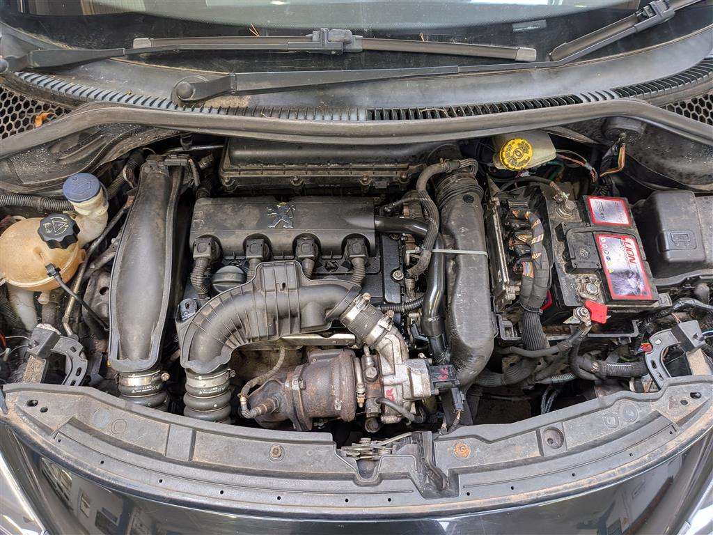 <p>2006 PEUGEOT 207 GT</p>