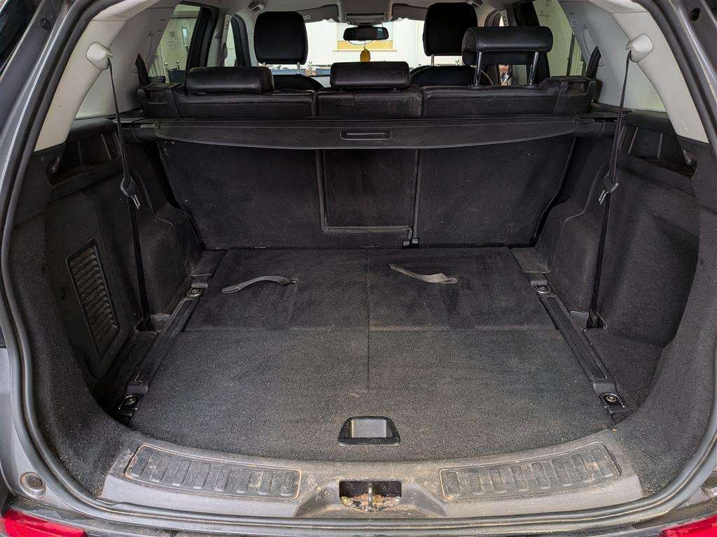 <p>2015 LAND ROVER DISCOVERY SPORT SE TECH T</p>