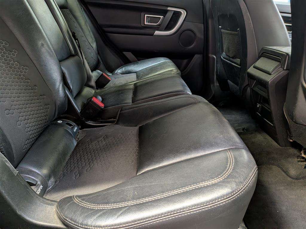<p>2015 LAND ROVER DISCOVERY SPORT SE TECH T</p>