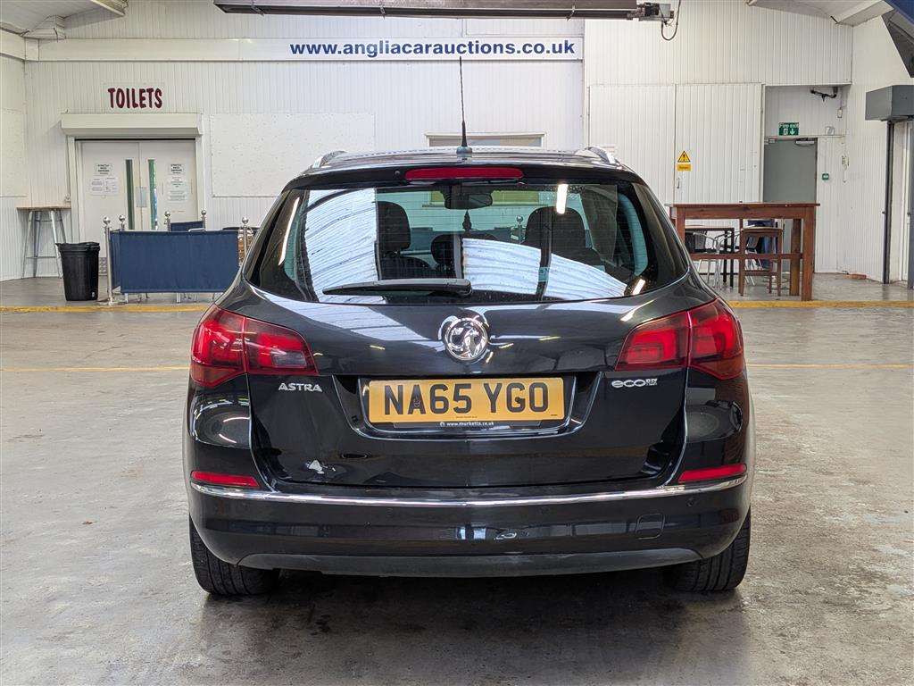 <p>2015 VAUXHALL ASTRA ELITE CDTI ECOFLEX</p>