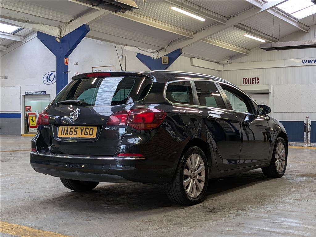 <p>2015 VAUXHALL ASTRA ELITE CDTI ECOFLEX</p>