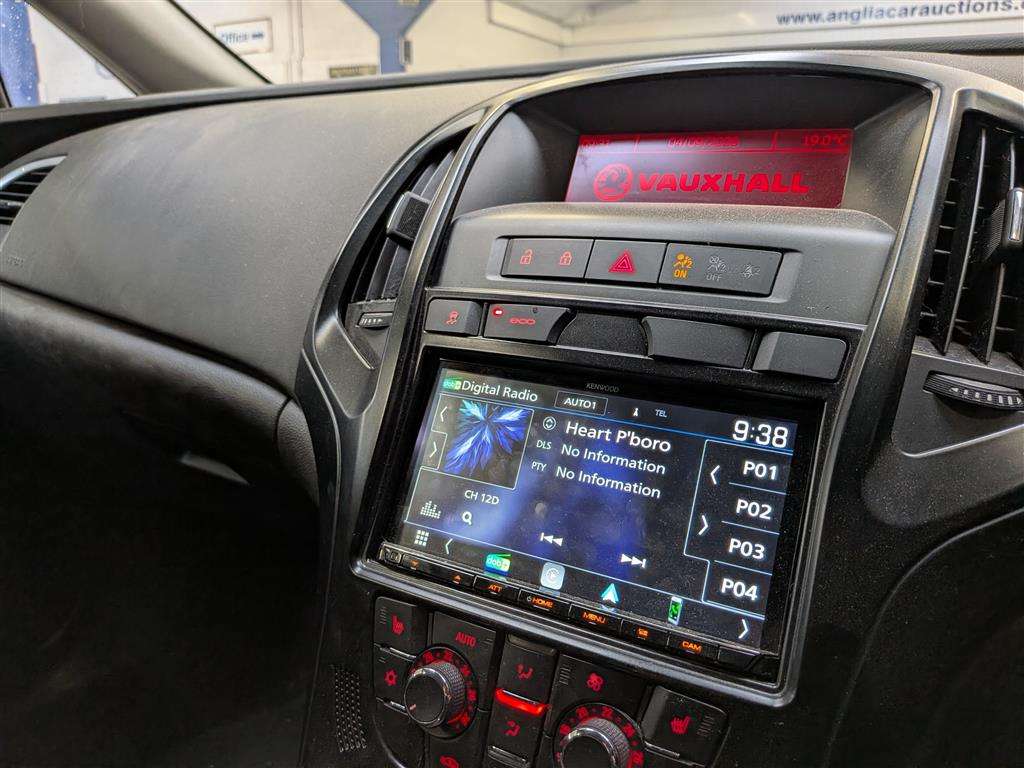 <p>2015 VAUXHALL ASTRA ELITE CDTI ECOFLEX</p>