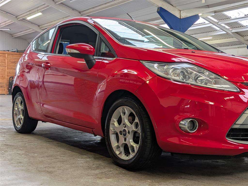 <p>2012 FORD FIESTA ZETEC</p>