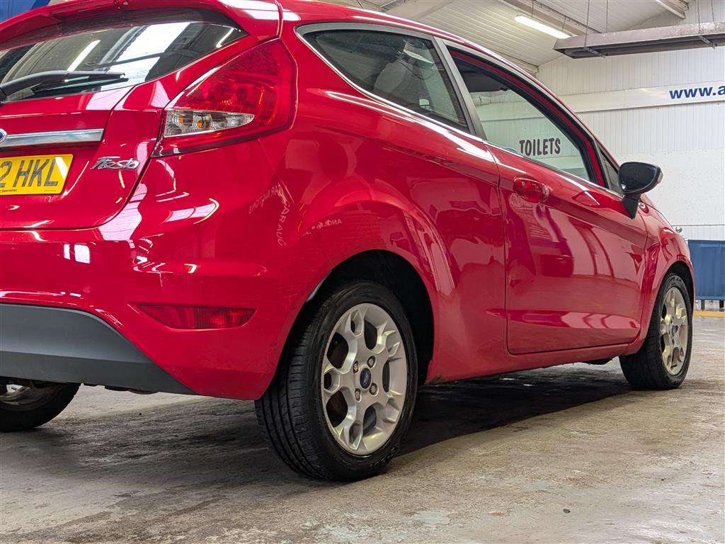 <p>2012 FORD FIESTA ZETEC</p>