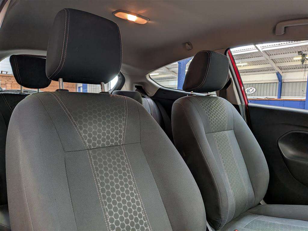 <p>2012 FORD FIESTA ZETEC</p>