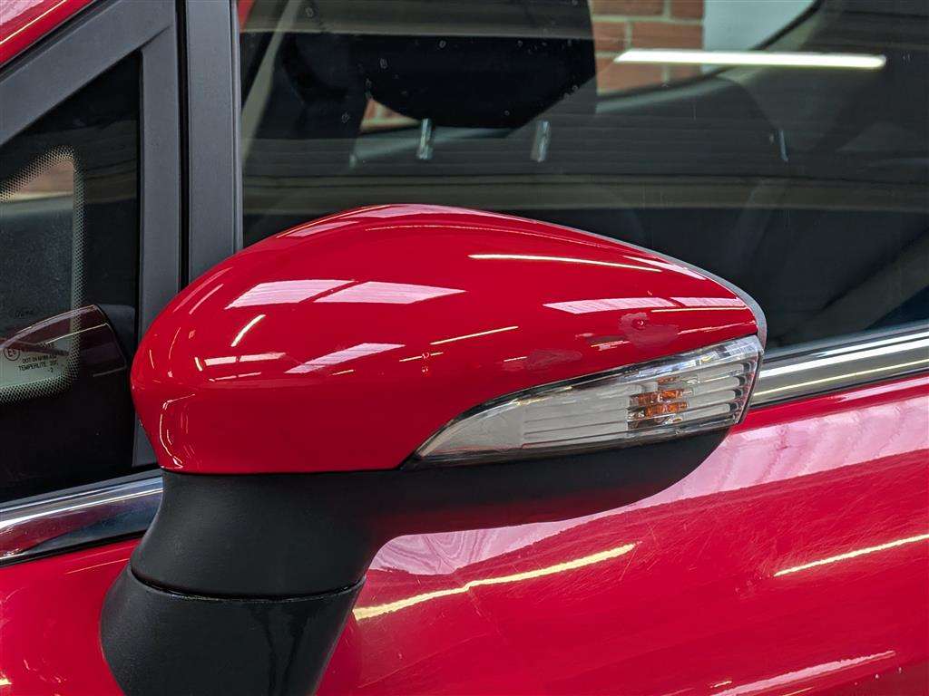 <p>2012 FORD FIESTA ZETEC</p>