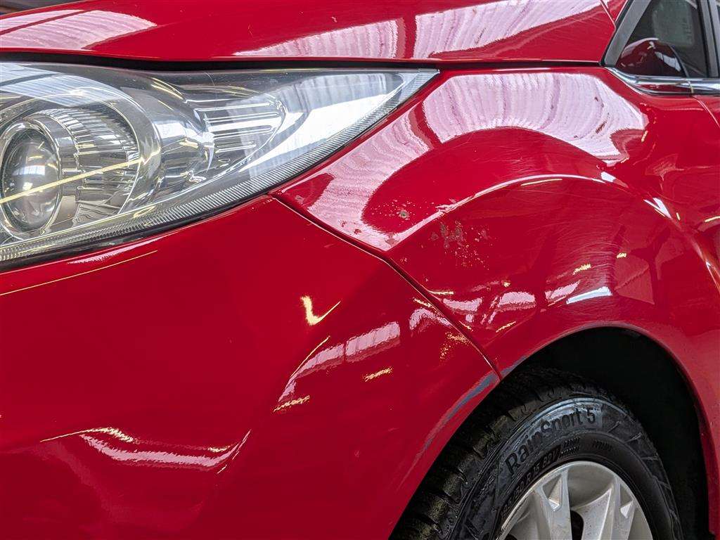 <p>2012 FORD FIESTA ZETEC</p>