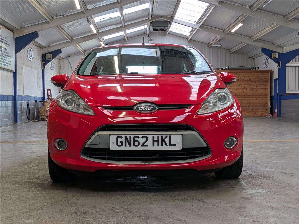 <p>2012 FORD FIESTA ZETEC</p>