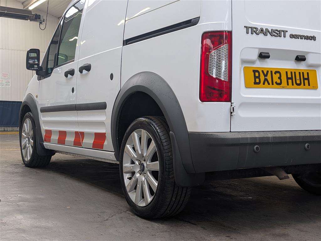 <p>2013 FORD TRANSIT CONNECT T220</p>