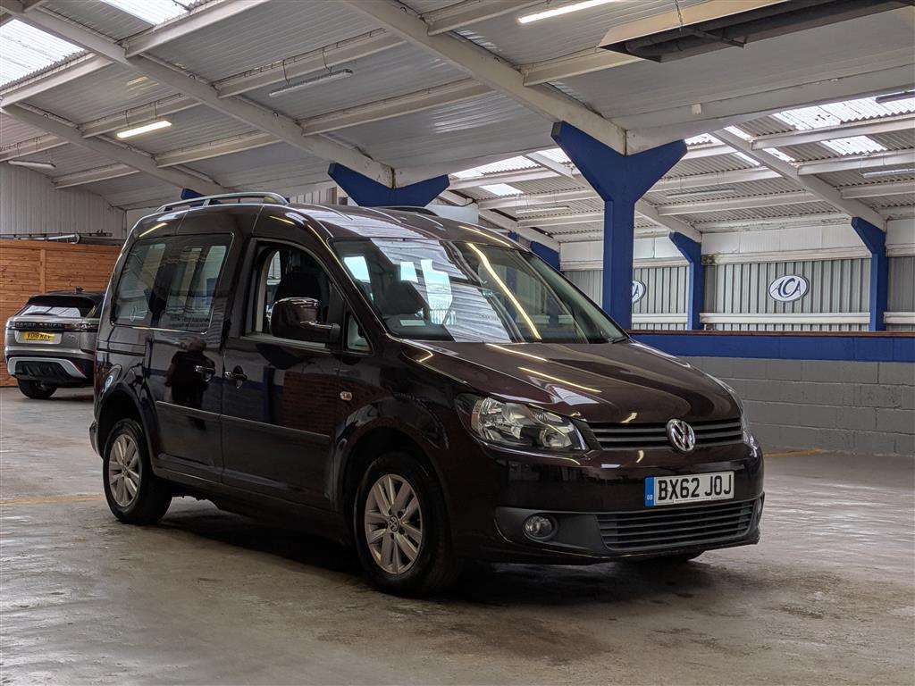 <p>2013 VOLKSWAGEN CADDY C20 LIFE TDI S-A</p>