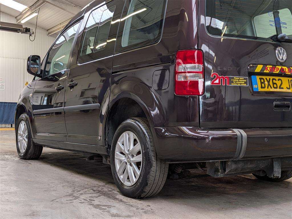 <p>2013 VOLKSWAGEN CADDY C20 LIFE TDI S-A</p>