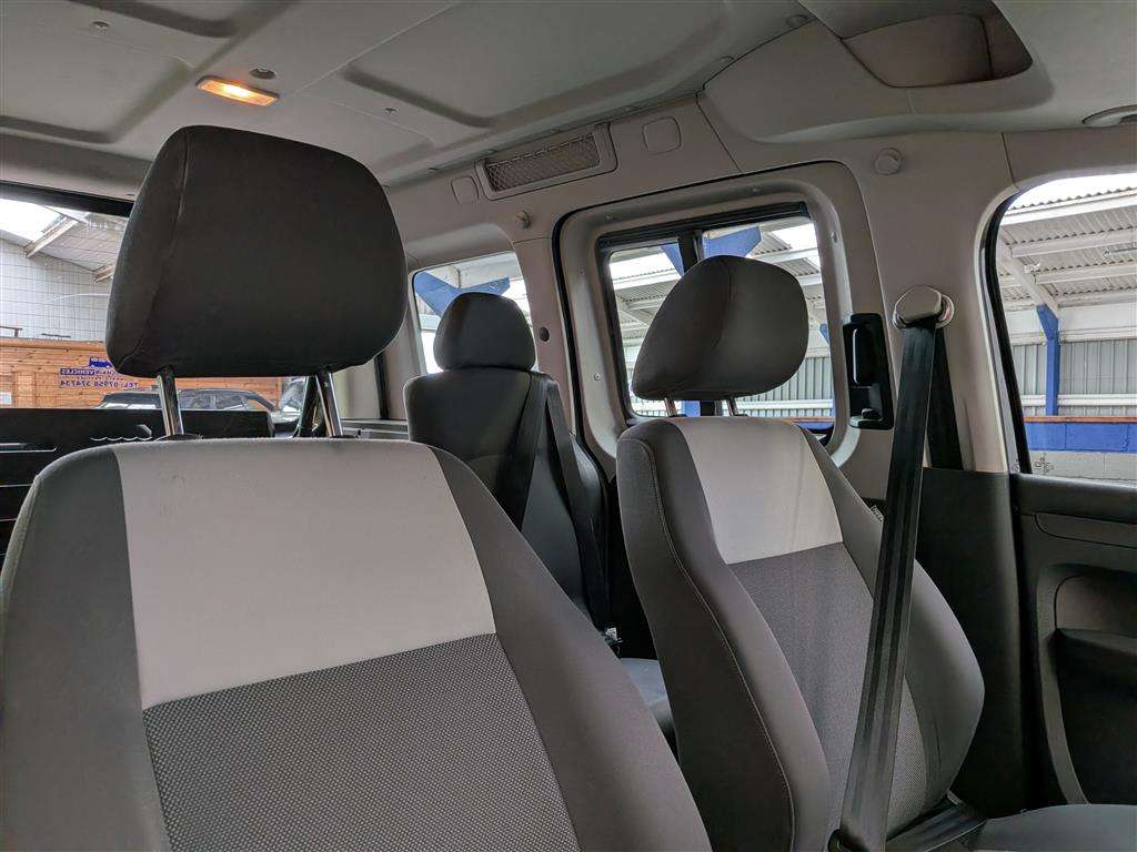 <p>2013 VOLKSWAGEN CADDY C20 LIFE TDI S-A</p>