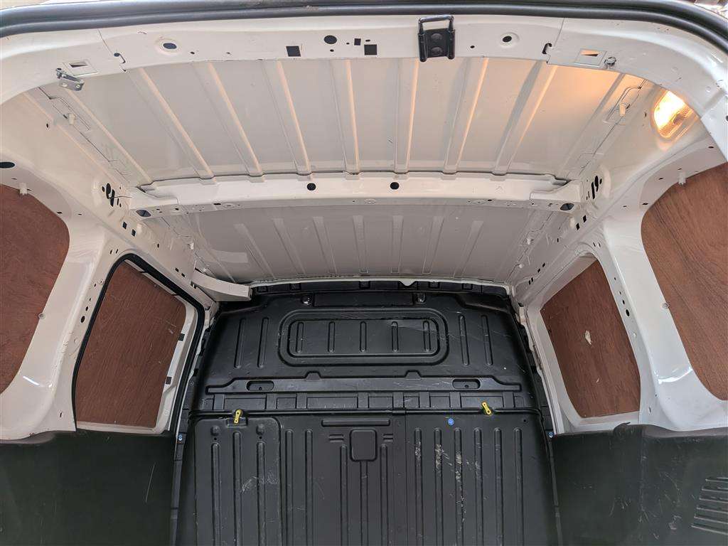 <p>2020 CITROEN BERLINGO 650 EN-PRISE BLU</p>