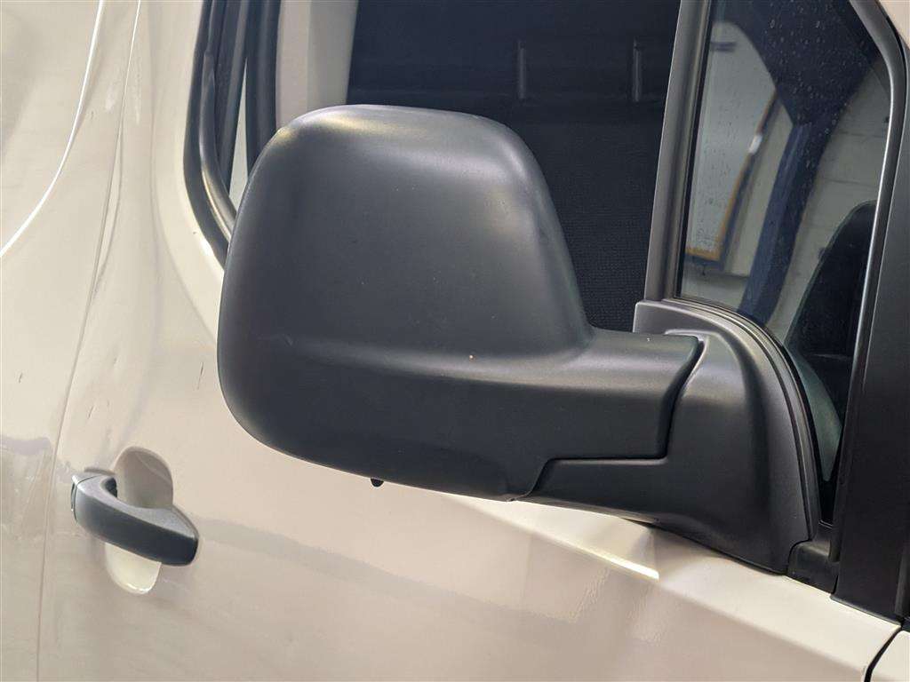 <p>2020 CITROEN BERLINGO 650 EN-PRISE BLU</p>