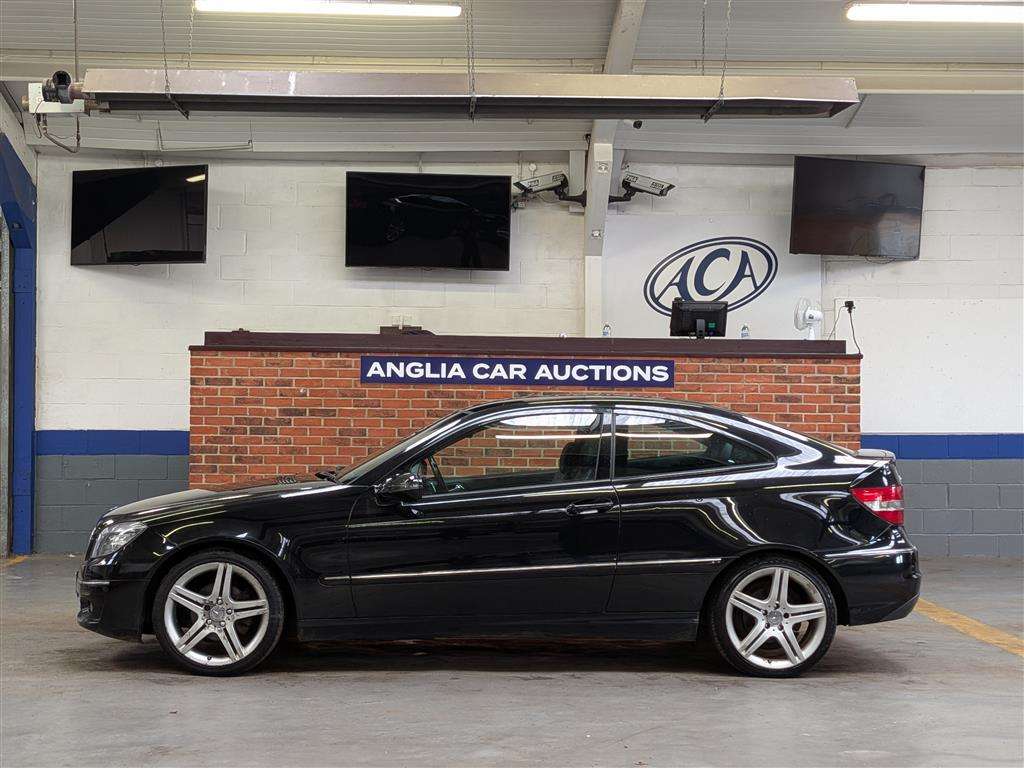 <p>2010 MERCEDES-BENZ CLC180 KOMP SPORT AUTO</p>