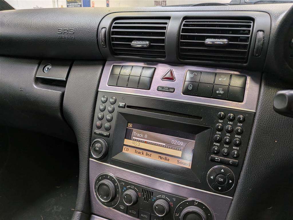 <p>2010 MERCEDES-BENZ CLC180 KOMP SPORT AUTO</p>