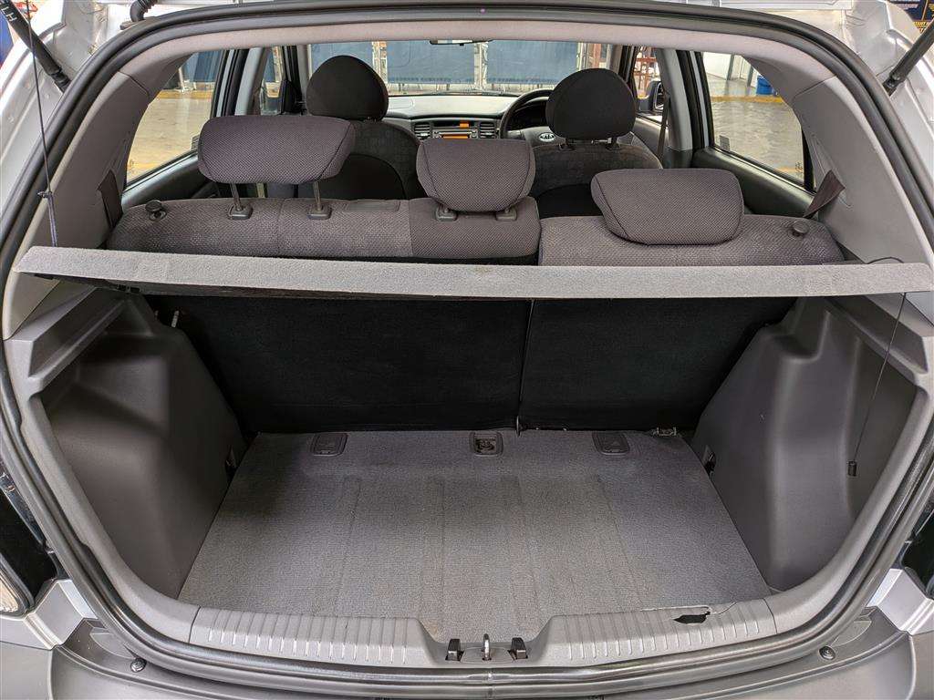 <p>2008 KIA RIO CHILL</p>