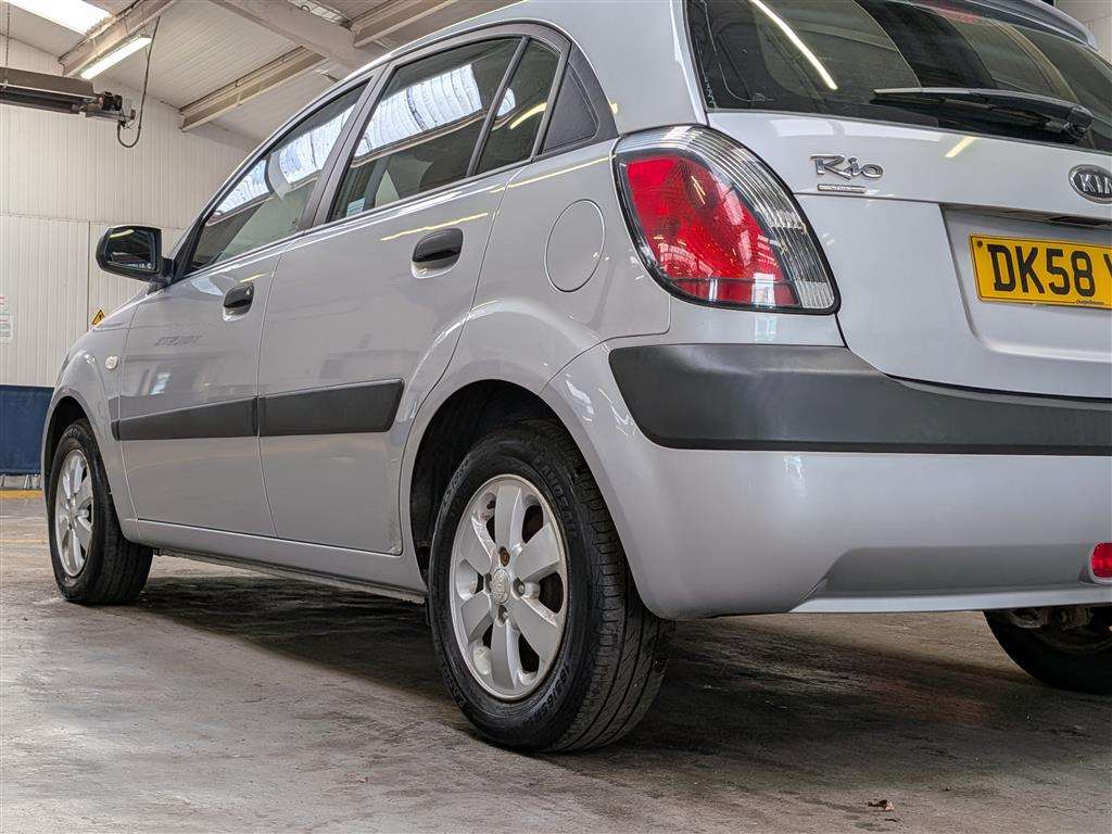<p>2008 KIA RIO CHILL</p>