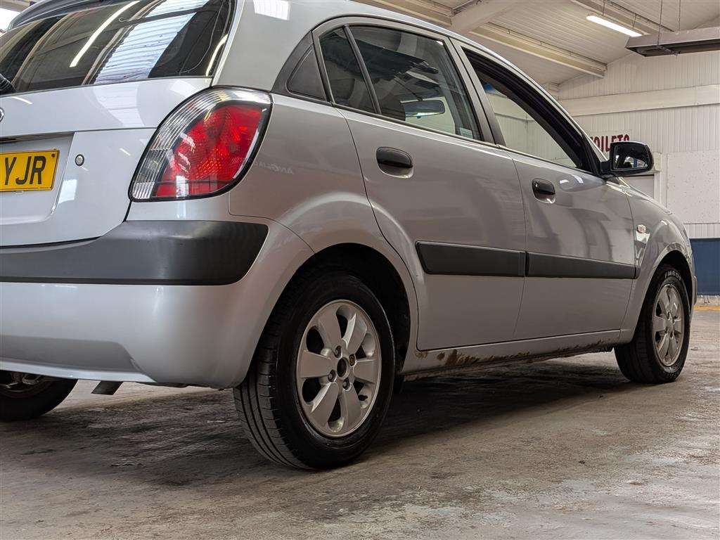 <p>2008 KIA RIO CHILL</p>