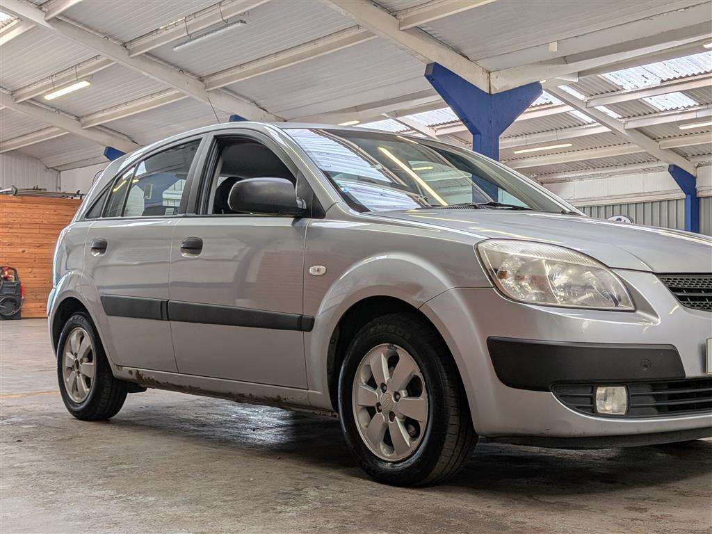 <p>2008 KIA RIO CHILL</p>