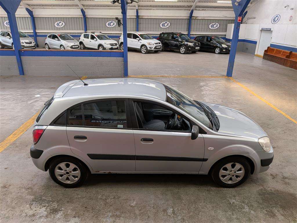 <p>2008 KIA RIO CHILL</p>