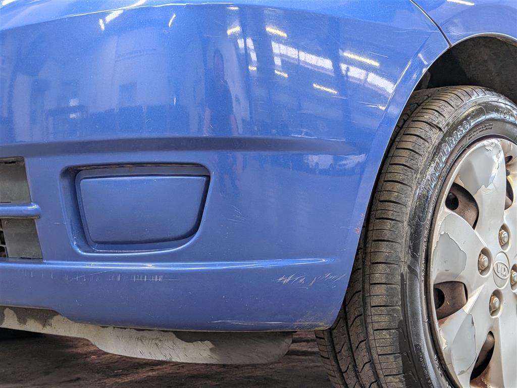 <p>2005 KIA PICANTO LX</p>