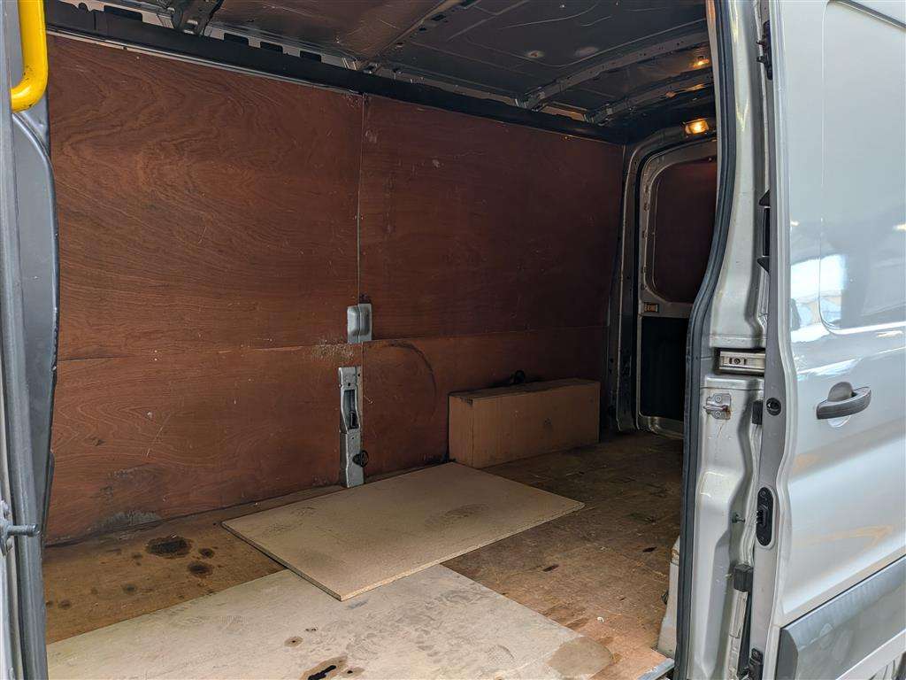 <p>2018 FORD TRANSIT 350</p>