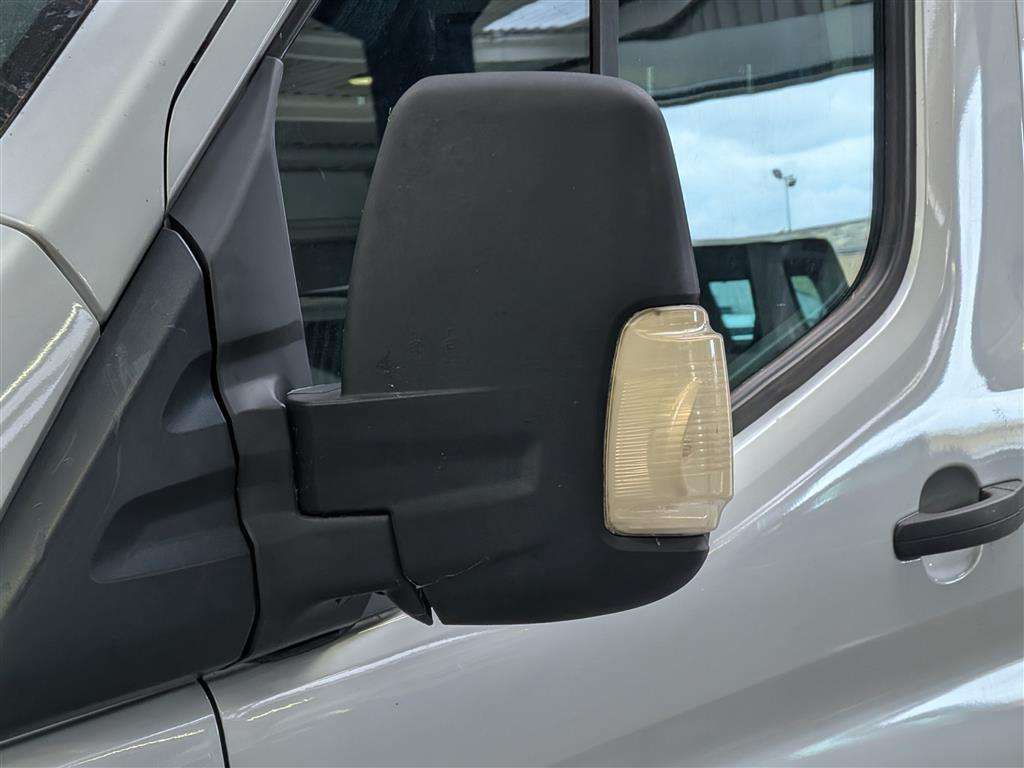 <p>2018 FORD TRANSIT 350</p>
