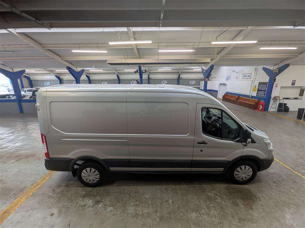 <p>2018 FORD TRANSIT 350</p>