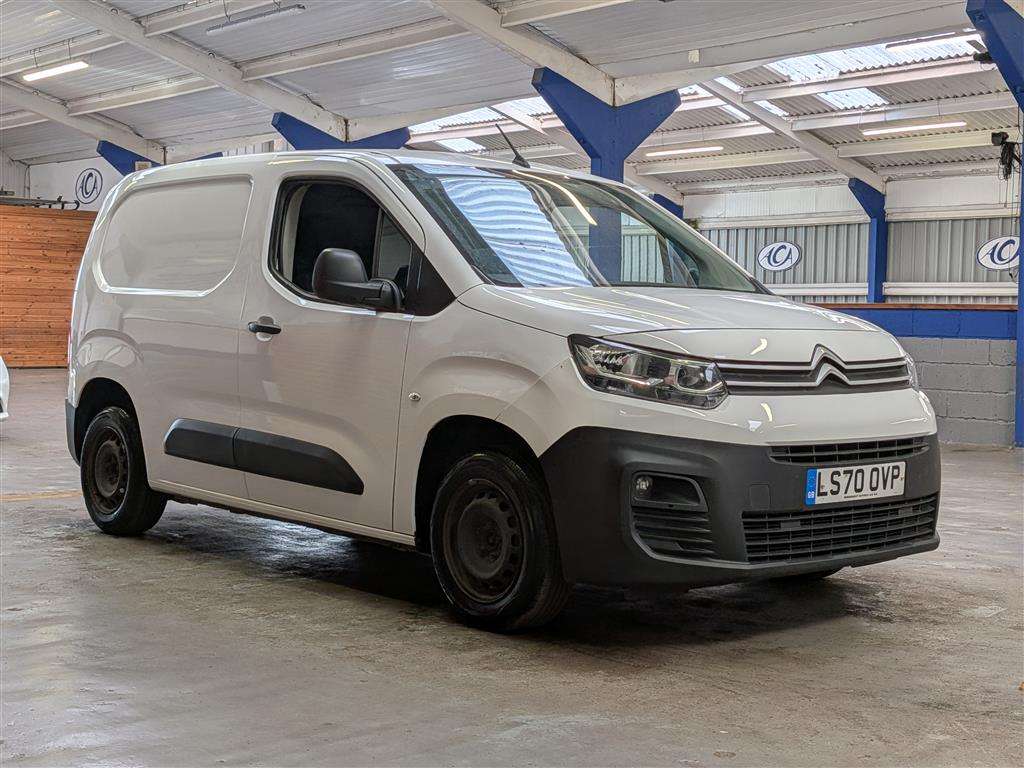 <p>2020 CITROEN BERLINGO 650 EN-PRISE BHD</p>