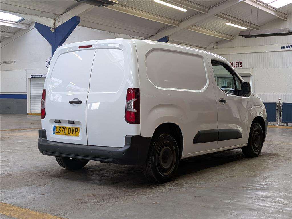<p>2020 CITROEN BERLINGO 650 EN-PRISE BHD</p>