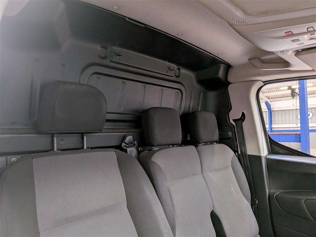 <p>2020 CITROEN BERLINGO 650 EN-PRISE BHD</p>