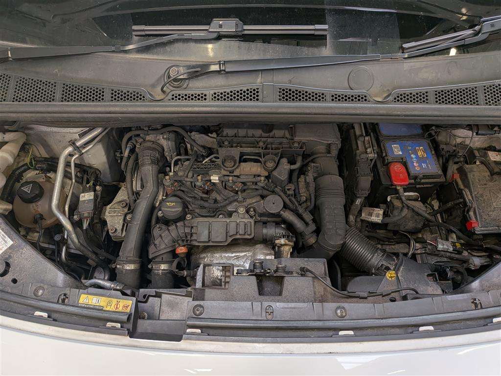 <p>2020 CITROEN BERLINGO 650 EN-PRISE BHD</p>