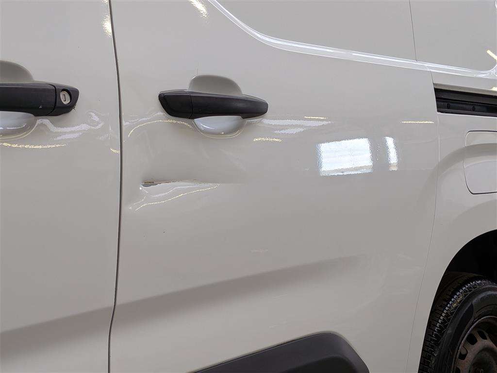 <p>2020 CITROEN BERLINGO 650 EN-PRISE BHD</p>