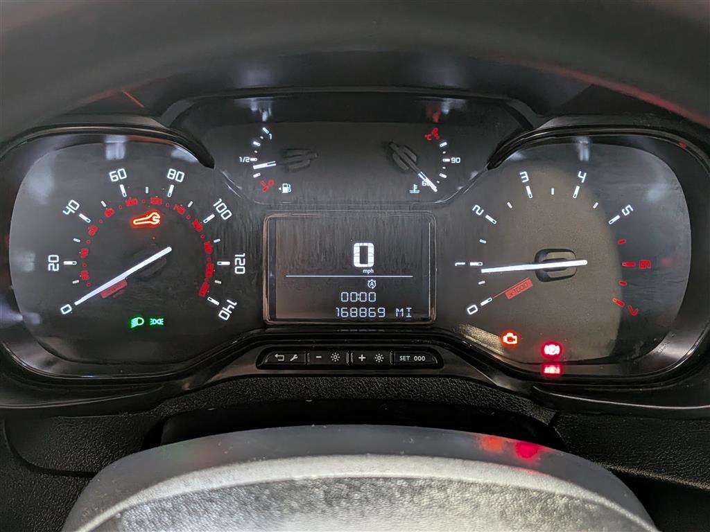 <p>2020 CITROEN BERLINGO 650 EN-PRISE BHD</p>