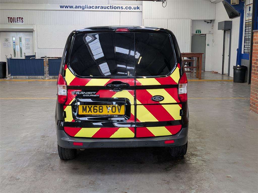 <p>2018 FORD TRANSIT COURIER LIMITED T</p>