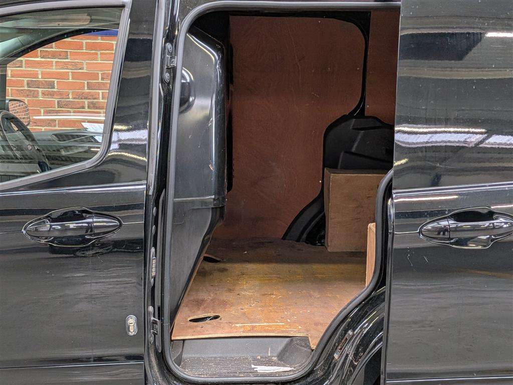 <p>2018 FORD TRANSIT COURIER LIMITED T</p>