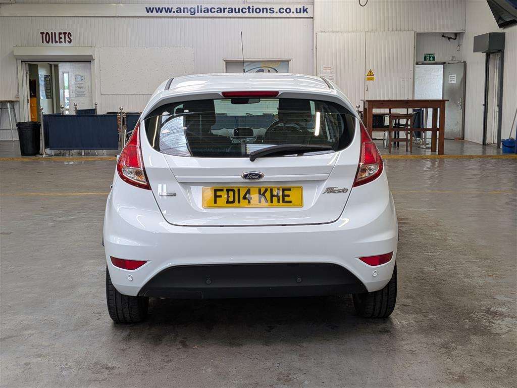 <p>2014 FORD FIESTA ZETEC</p>