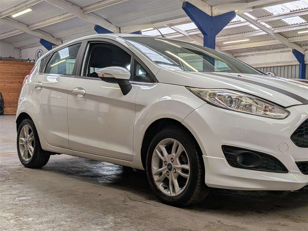 <p>2014 FORD FIESTA ZETEC</p>