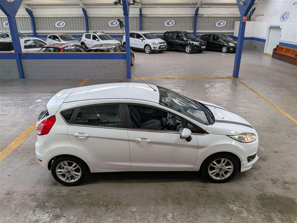 <p>2014 FORD FIESTA ZETEC</p>