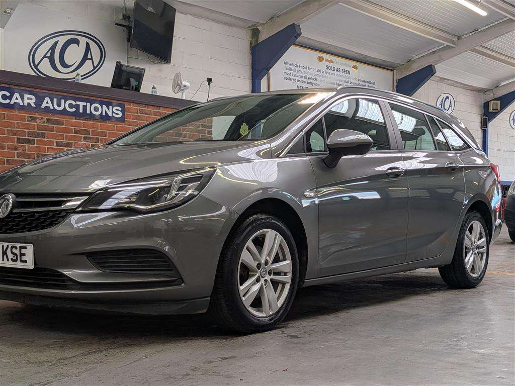 <p>2017 VAUXHALL ASTRA DESIGN CDTI ECOTEC</p>