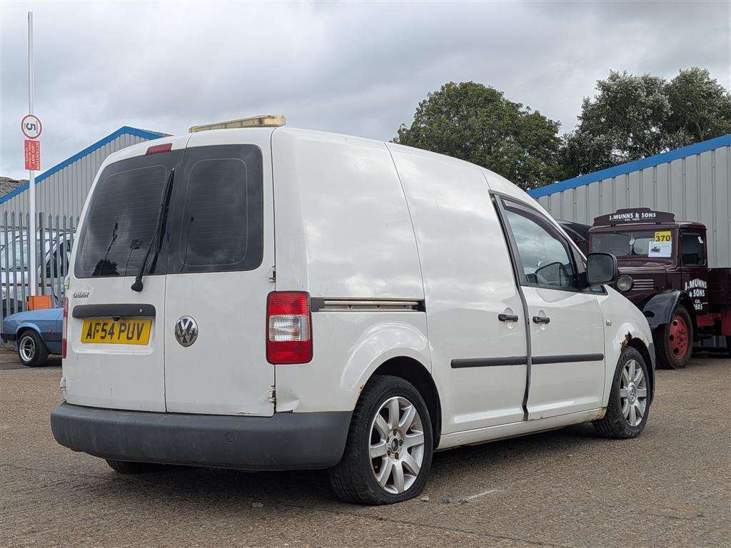 <p>2004 VOLKSWAGEN CADDY 69PS SDI</p>